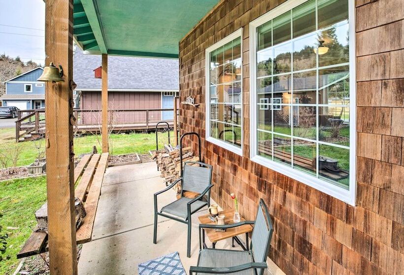 Charming Rockaway Beach House, Walk To Ocean!