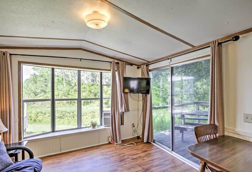 Charming Silver Springs Cabin W/ Forest Views!