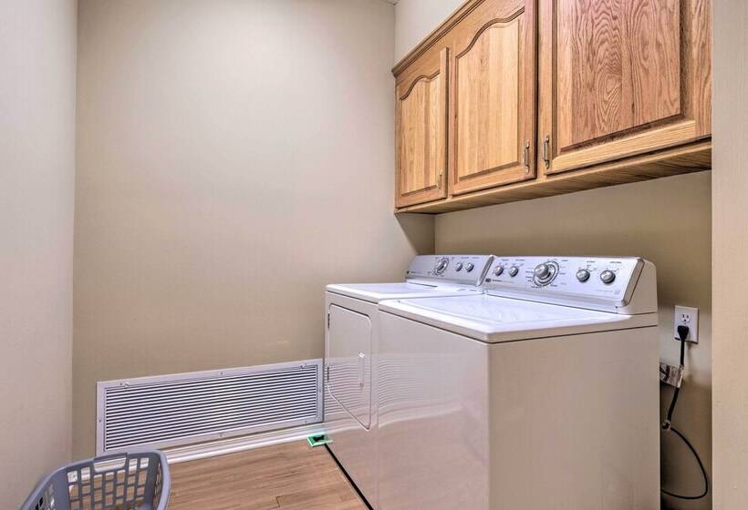 Chic Home W/ Club Access Near Bay St Louis!