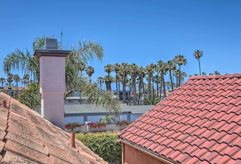 Oceanside Home W/ Rooftop Patio   Steps To Beach!