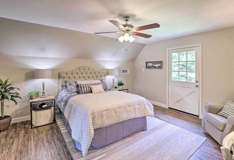 1 Mi To Marina & Golf: Bismarck Home W/ Fire Pit!