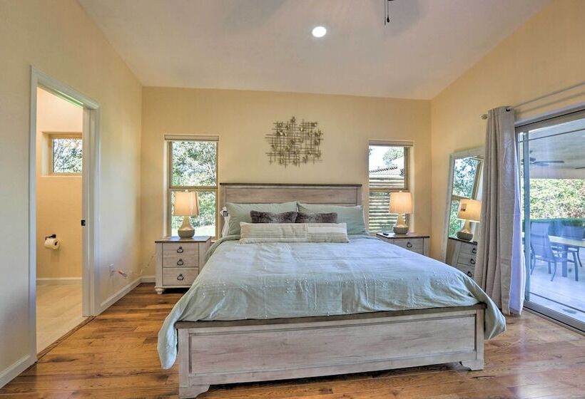 Chic Ranch Style Home On 33 Acre Walnut Ranch