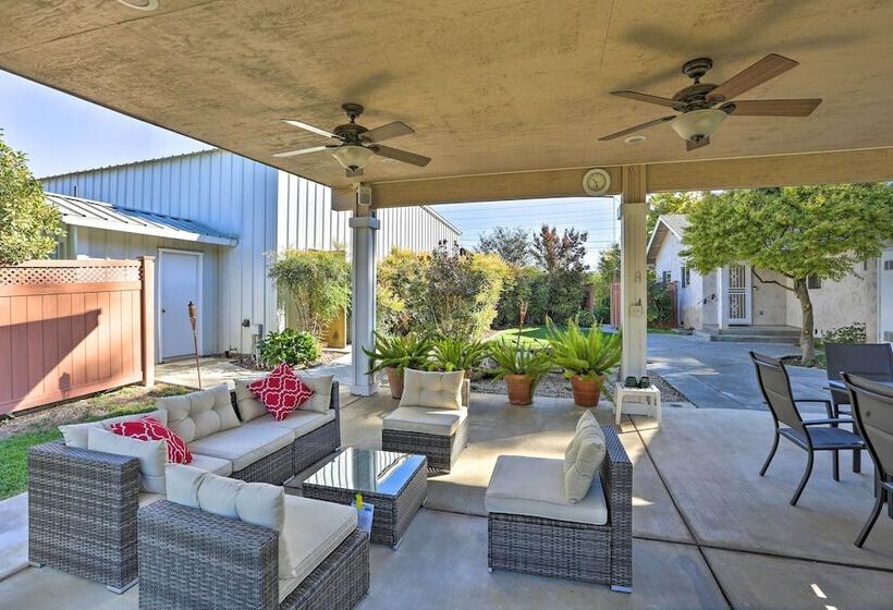 Chic Ranch Style Home On 33 Acre Walnut Ranch