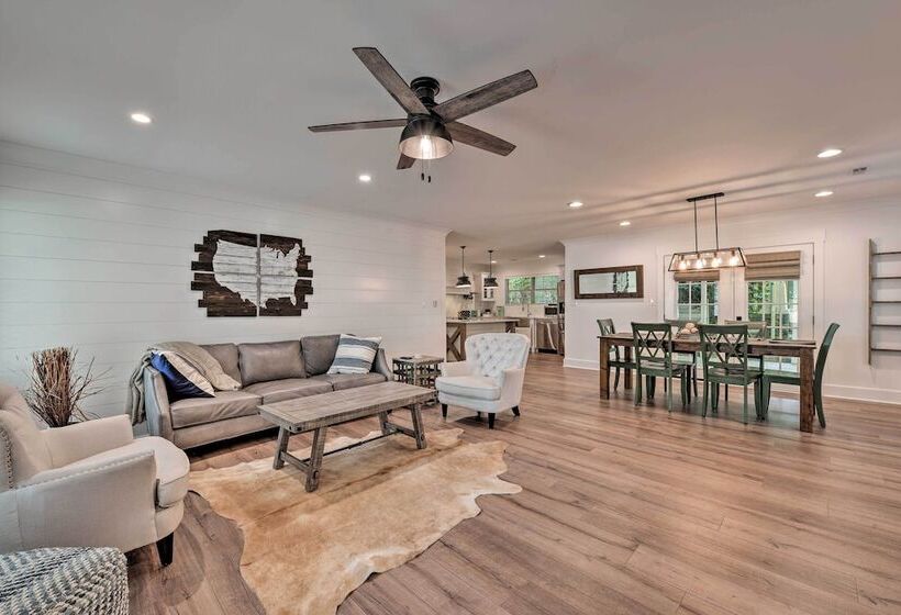 Chic Urban Farmhouse In Historic Dilworth W/ Patio