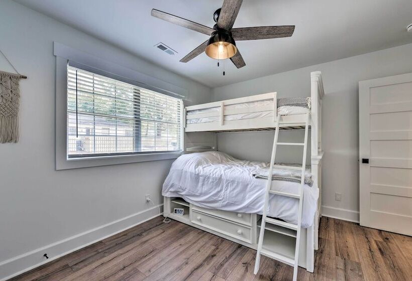 Chic Urban Farmhouse In Historic Dilworth W/ Patio