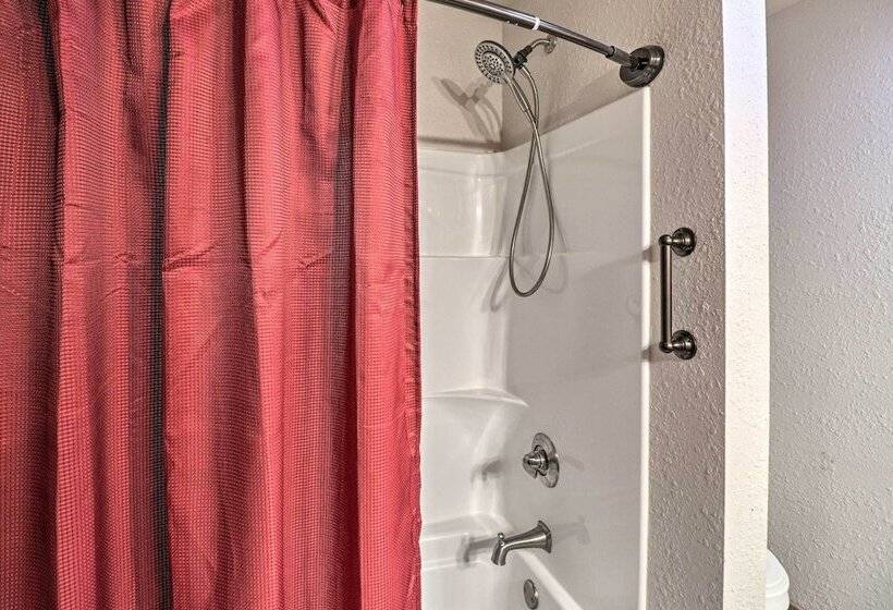 Cj S Crooked Hideaway    Secluded Retreat!