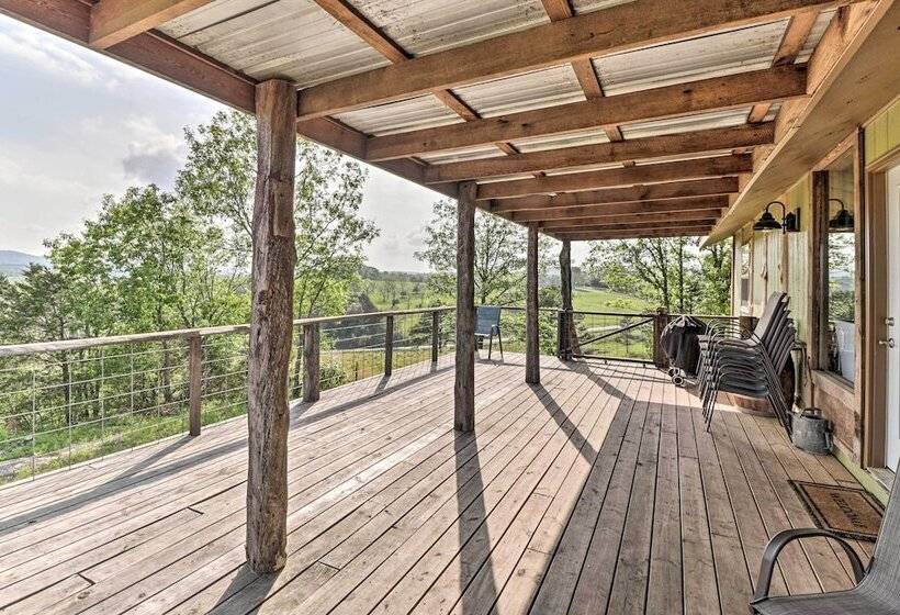 Cj S Crooked Hideaway    Secluded Retreat!