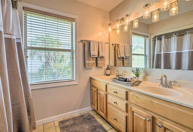 Coastal Hideaway ~ 1/2 Mi To Beach + Boardwalk!