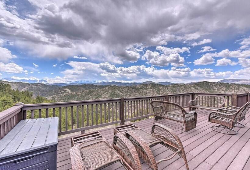 Secluded Mountain Retreat W/ Views On 45 Acres!