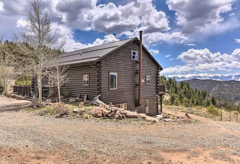 Secluded Mountain Retreat W/ Views On 45 Acres!