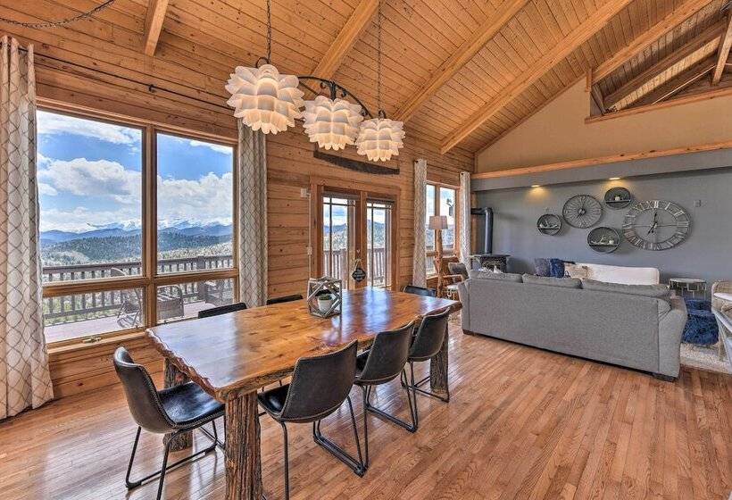Secluded Mountain Retreat W/ Views On 45 Acres!