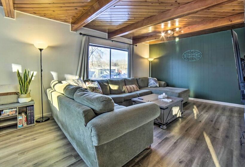 Comfortable Home ~ 2 Mi To Reno Riverwalk