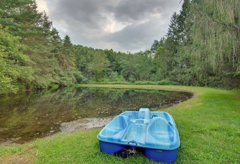 Coudersport Home W/ Outdoor Spa & Stargazing!
