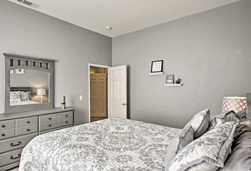 Country Club Home W/ Pool & Spa, 2 Mi To Coachella