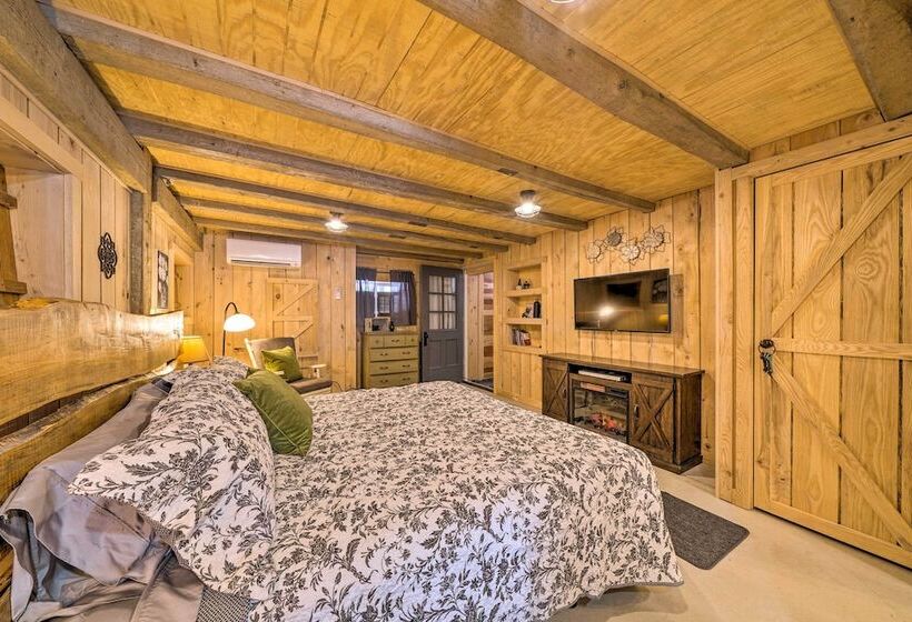 Country Escape W/ Fire Pit Near French Creek!