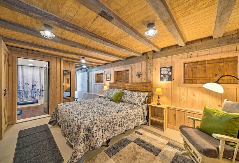 Country Escape W/ Fire Pit Near French Creek!