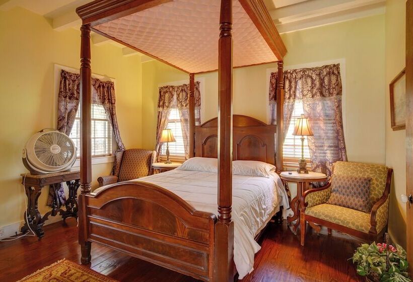 Tranquil Bayou Country Home W/ Pond: 8 Mi To Houma