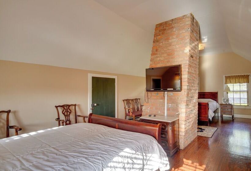 Tranquil Bayou Country Home W/ Pond: 8 Mi To Houma