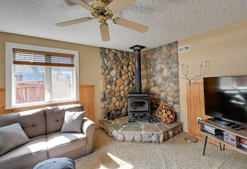 Cozy Ashford Home   5 Mi To Rainier Nat L Park!