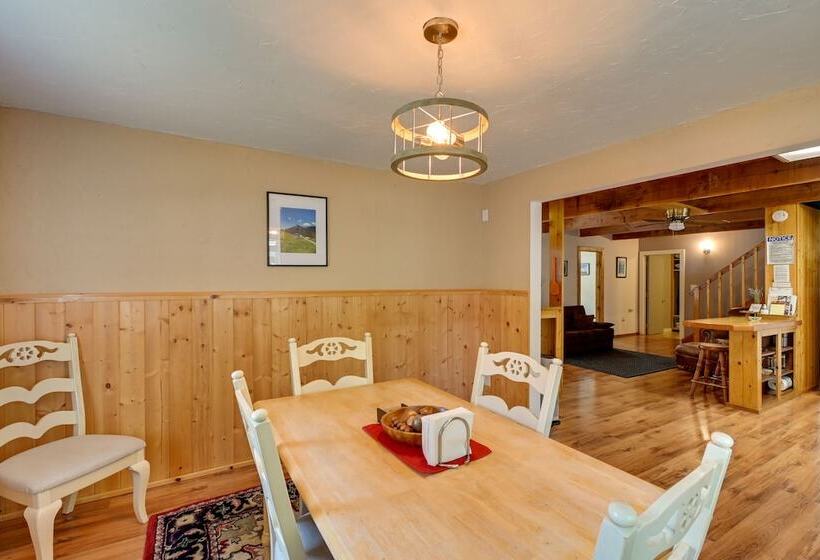 Cozy Ashford Home   5 Mi To Rainier Nat L Park!