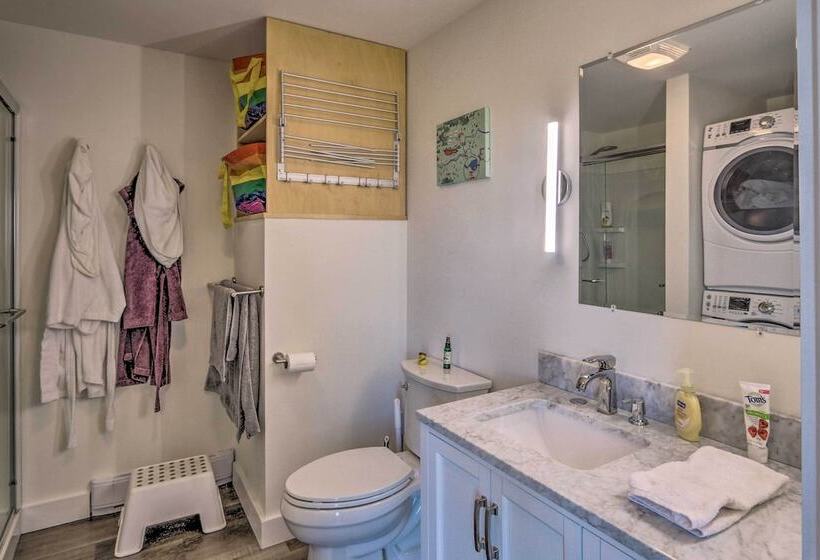 Cozy Bethel Escape W/ Views < 10 Mi To Ski!