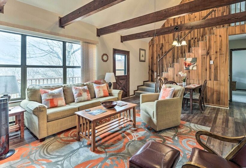 Cozy Burnsville Cabin W/ Deck & Mountain Views