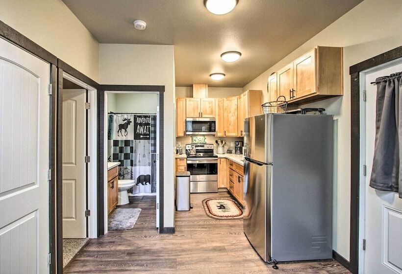 Cozy Cabin   5 Miles To Mt Rainier National Park!