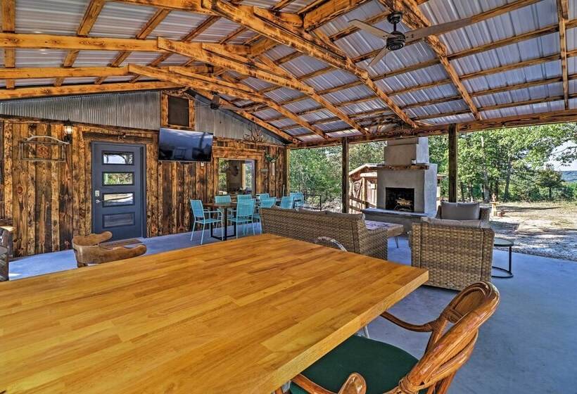 Cozy Cabin W/ Backyard Oasis: 11 Mi To Marina