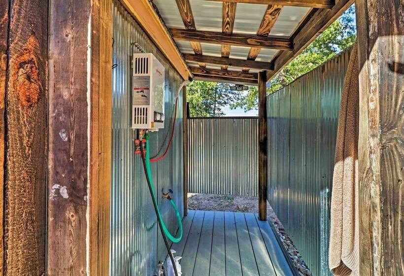 Cozy Cabin W/ Backyard Oasis: 11 Mi To Marina