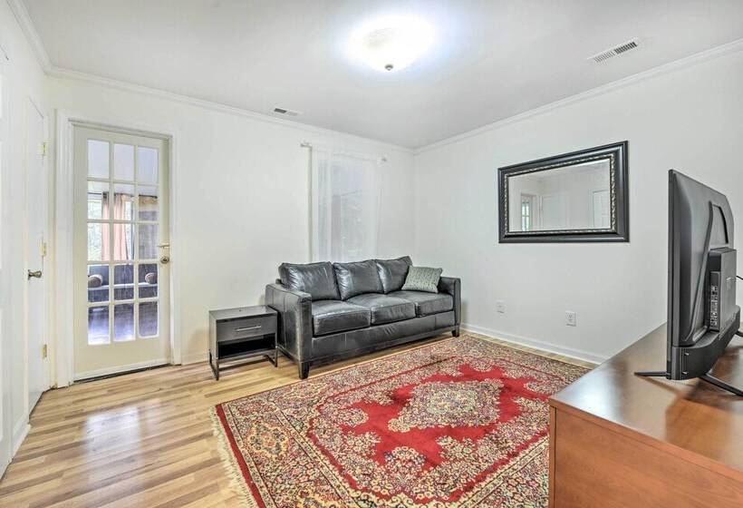 Cozy Cary Abode ~ 10 Mi To Downtown Raleigh!