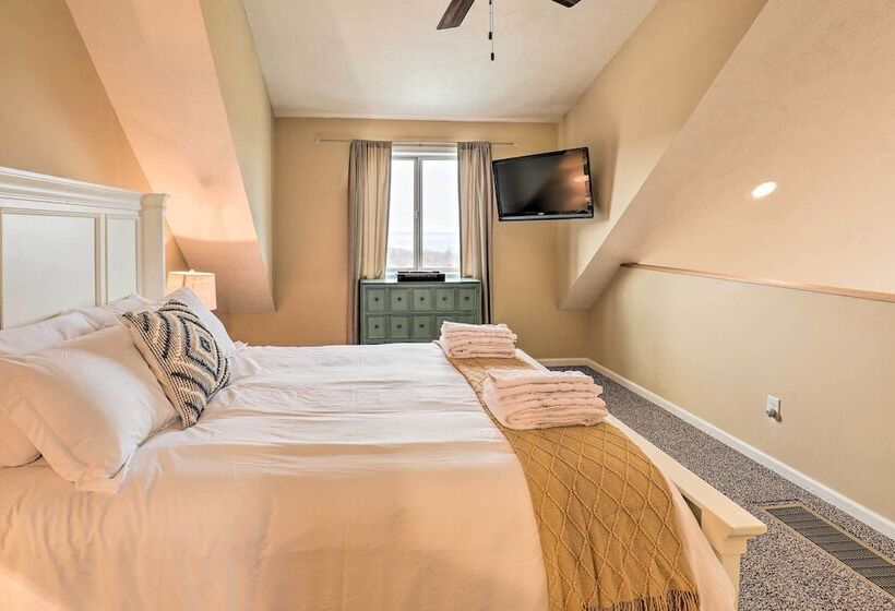 Cayuga Lake Cabin In Romulus < 1 Mi To Wineries!