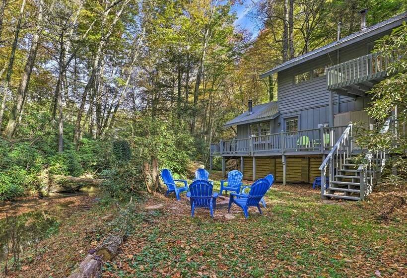 Boone Cottage W/ Fire Pit & On Site Creek!