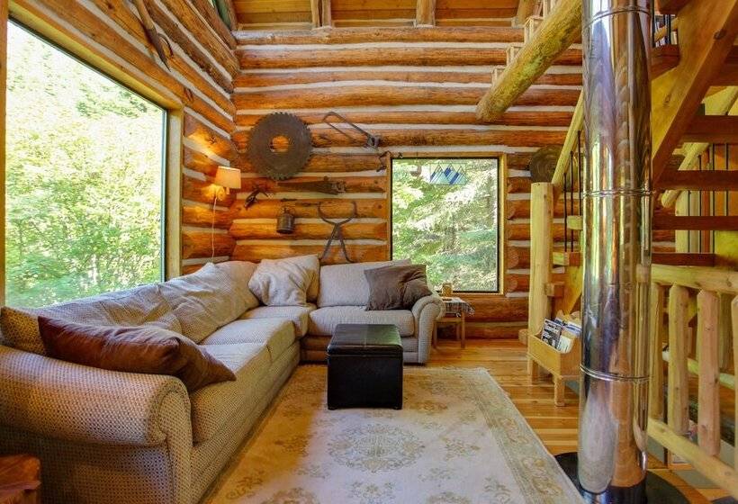 Cozy Easton Cabin W/ Wenatchee Nat L Forest Views!