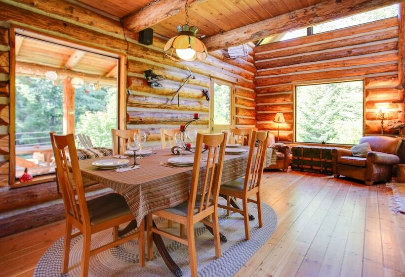 Cozy Easton Cabin W/ Wenatchee Nat L Forest Views!