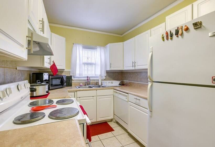 Cozy Tuskegee Home   20 Mi To Auburn University!