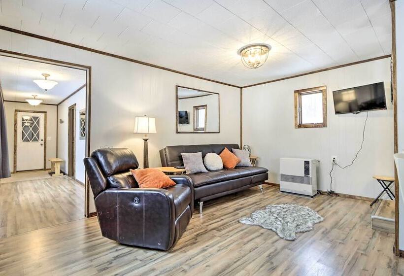 Creekside Cabin < 2 Mi To Hike, Bike & Ski!