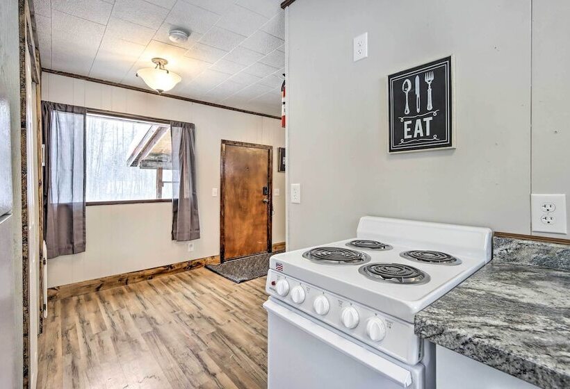 Creekside Cabin < 2 Mi To Hike, Bike & Ski!