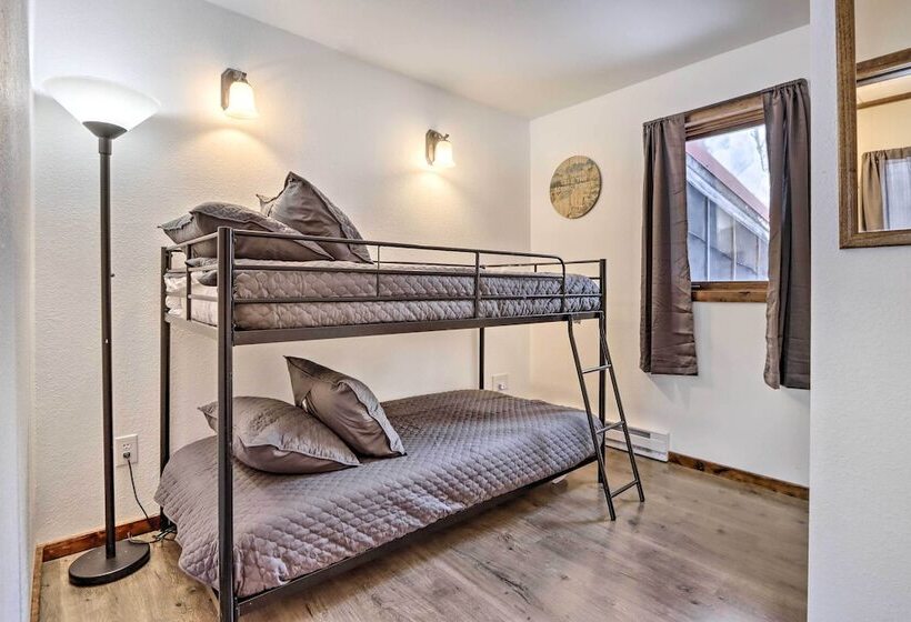 Creekside Cabin < 2 Mi To Hike, Bike & Ski!