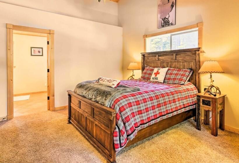 Lake Tahoe Cabin W/ Private Beach Access