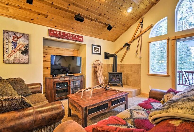 Lake Tahoe Cabin W/ Private Beach Access