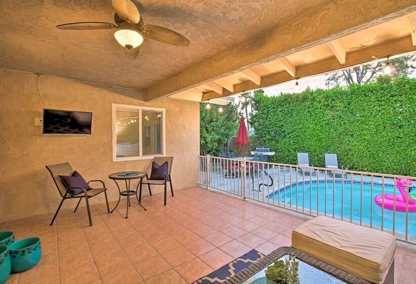 Palm Desert Abode: Pool, Walk To El Paseo District