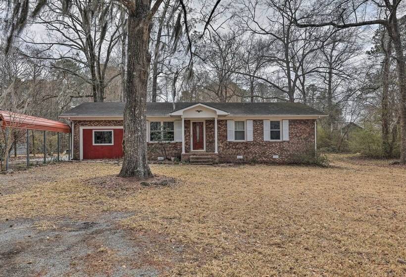 Dog Friendly House W/ Yard: Near Boat Launch!