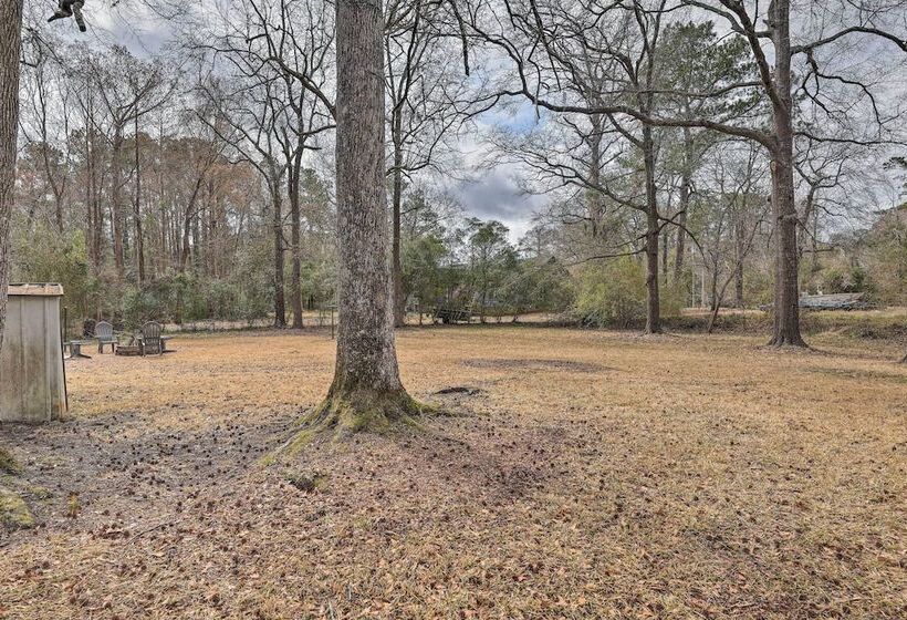 Dog Friendly House W/ Yard: Near Boat Launch!