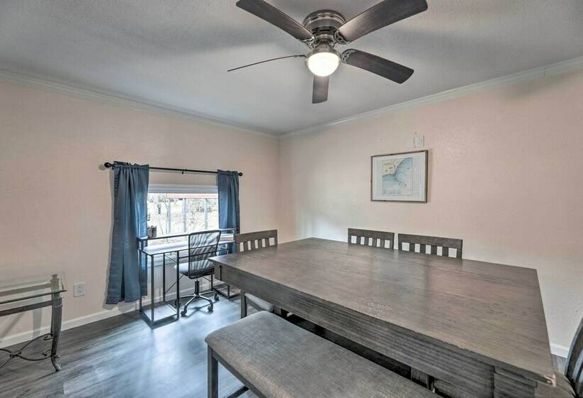 Dog Friendly House W/ Yard: Near Boat Launch!