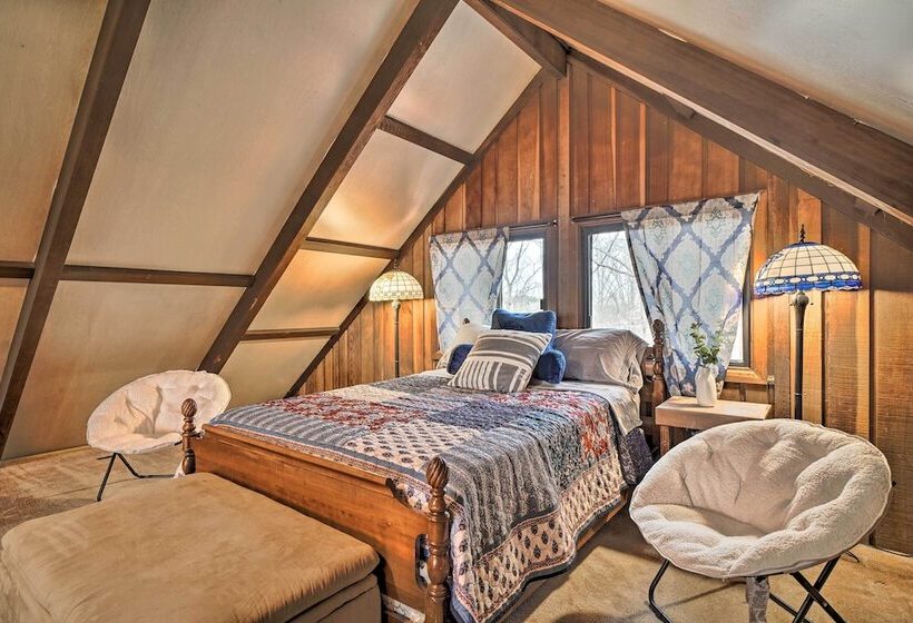 Douglas Lake Cabin W/ Mountain View Deck & Grill