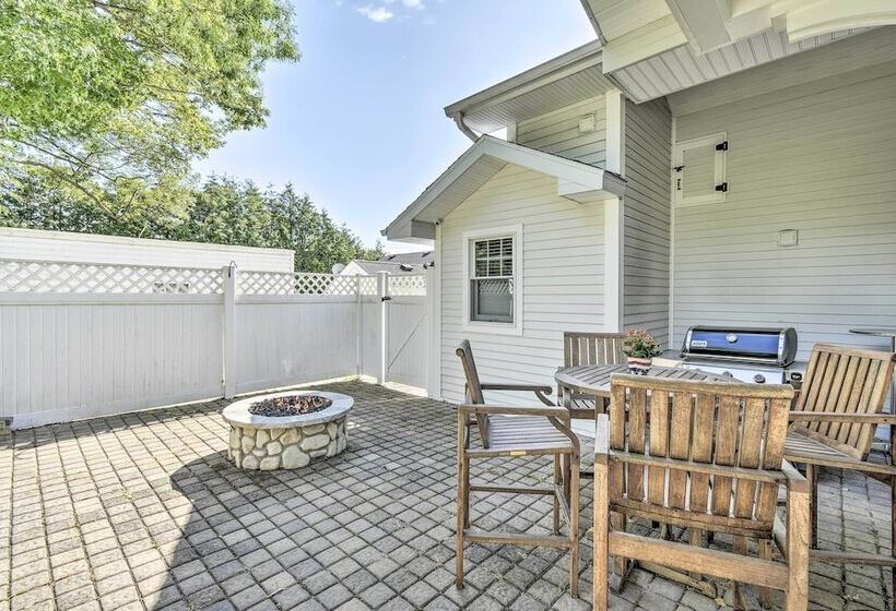 Ephraim Home W/ Yard   Walk To Lake Michigan!