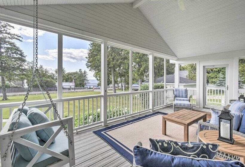 Ephraim Home W/ Yard   Walk To Lake Michigan!