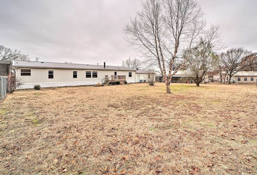 Eufaula Escape W/ Deck Steps To Lake!