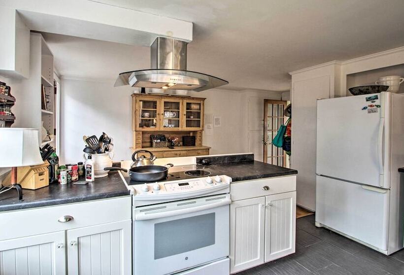 Expansive Beachfront Retreat W/ Outdoor Shower