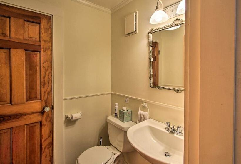 Expansive Beachfront Retreat W/ Outdoor Shower